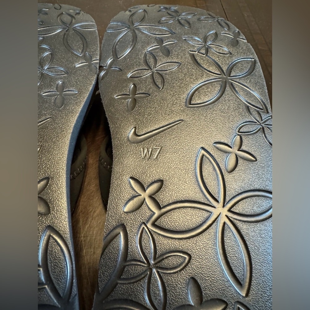 New Nike Thong Slides Sandals Black Flip Flop Size US 7 - Picture 13 of 13